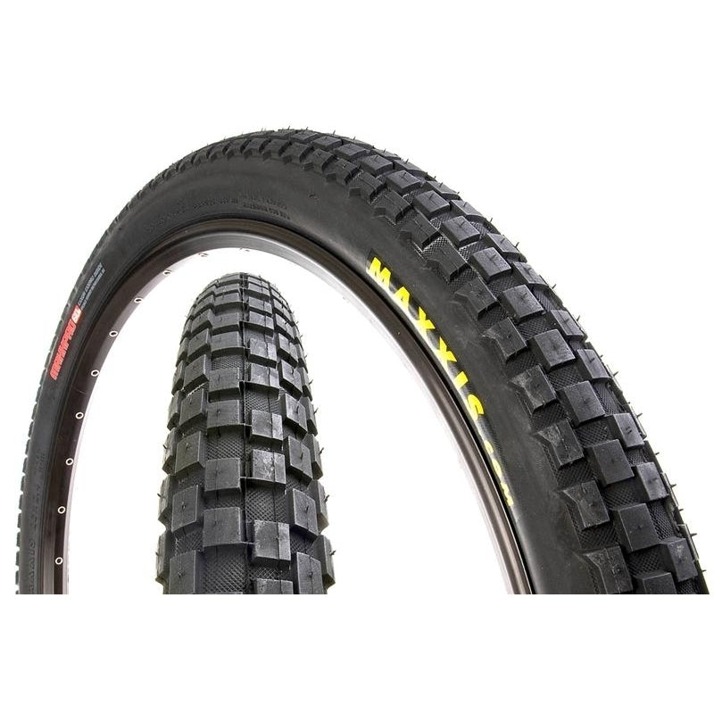 Maxxis Holy Roller 26 X 2.20 Wire 60TPI Tyre