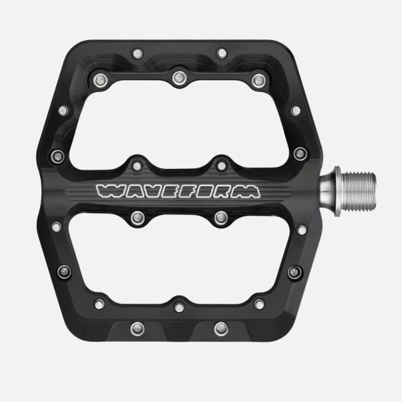 Wolf Tooth Waveform Pedals